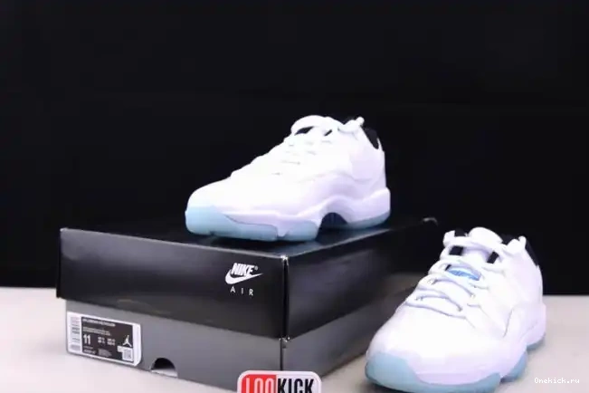 One Kick Blue Legend Low AV2187-117 11 Air Jordan 0529